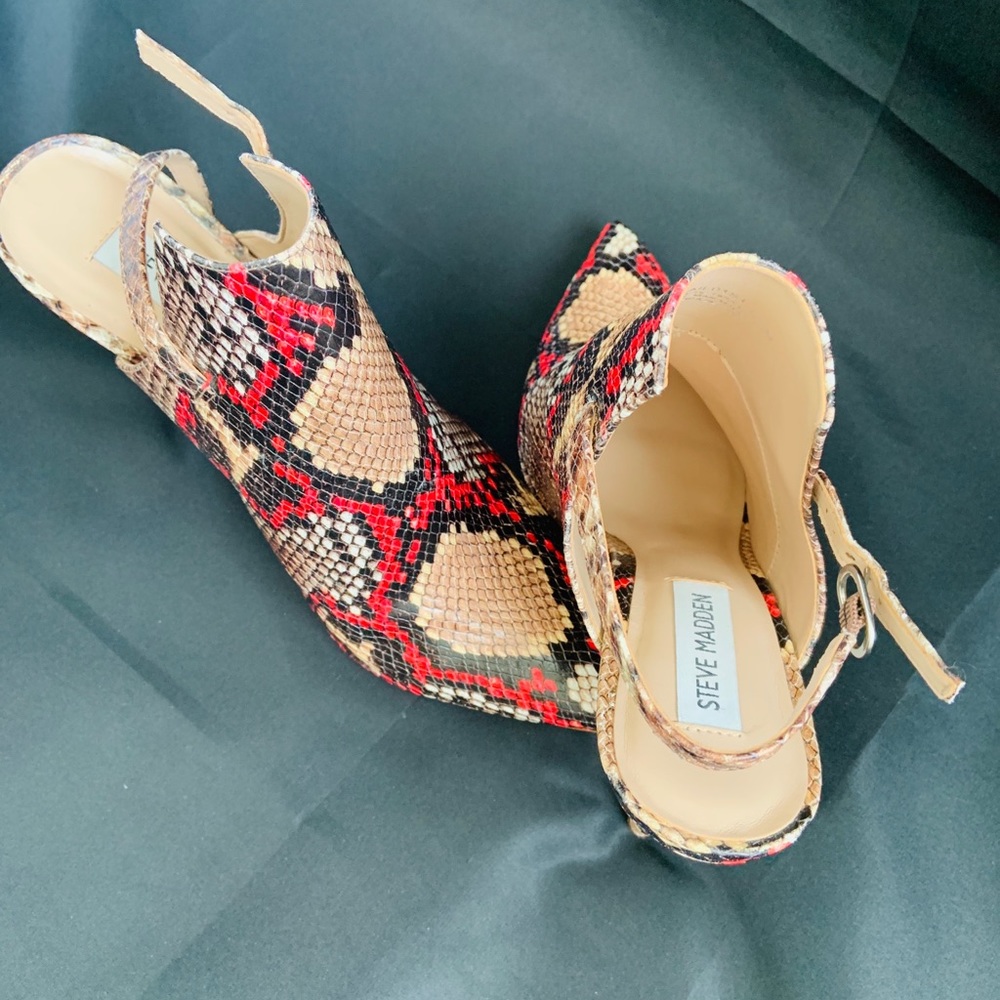 Shoes - Picture 5 of 6